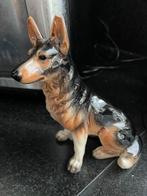 Porseleinen beeldje van een herder, Ophalen of Verzenden, Zo goed als nieuw, Dier