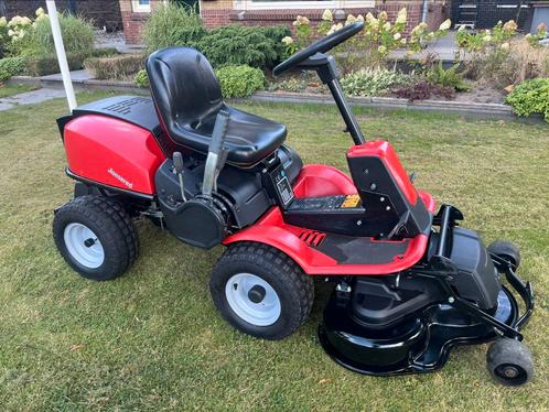 Jonserd fr 2211m zitmaaier (husqvarna) 13,5 pk, Tuin en Terras, Zitmaaiers, Zo goed als nieuw, Ophalen