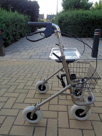 Vermeiren type 286 inklapbare rollator beschikbaar voor biedingen