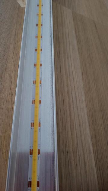 Spiegel en Zwembad spanplafonds met verlichting rondom beschikbaar voor biedingen