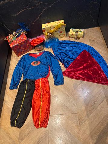 Pietenpak maat 122 club van Sinterklaas blauw rood set beschikbaar voor biedingen