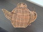 Riviera Maison - Rustic Rattan Teapot Tea Box * nieuw *, Huis en Inrichting, Woonaccessoires | Schalen en Manden, Ophalen, Nieuw