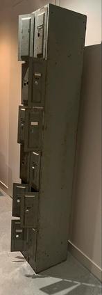 Oude Industriële Lockerkast - Kluisjes, Ophalen, Gebruikt