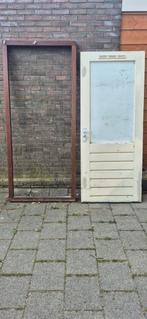 Hardhouten schuurdeur met kozijn en beslag., Gebruikt, Deurkozijn, Hout, Ophalen