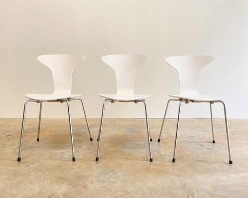 3 Fritz Hansen Mosquito vintage design stoelen Arne Jacobsen, Huis en Inrichting, Stoelen, Gebruikt, Drie, Hout, Metaal, Wit, Ophalen
