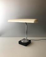 Hitachi moon light desk lamp 60s silence of the lamps, Huis en Inrichting, Lampen | Tafellampen, Gebruikt, Mid century modern vintage design