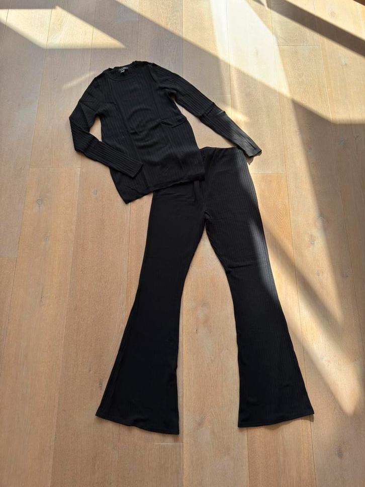 New Look Marernity zwangerschapskleding flare broek + shirt, Kleding | Dames, Broeken en Pantalons, Zo goed als nieuw, Maat 38/40 (M)