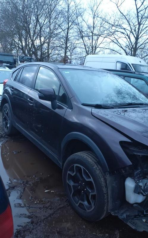 subaru XV 2010 Paars g3u alle plaatwerk, Auto-onderdelen, Carrosserie en Plaatwerk, Bumper, Subaru, Voor, Gebruikt, Ophalen of Verzenden