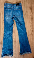 Stradivarius jeans maat 38 flare (6), Ophalen of Verzenden, Zo goed als nieuw, Blauw, W30 - W32 (confectie 38/40)