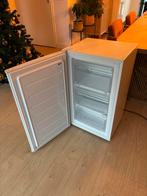 Zo goed als nieuwe Tomado vriezer - 60 liter, Witgoed en Apparatuur, Vriezers en Diepvrieskisten, Minder dan 85 cm, Minder dan 60 cm