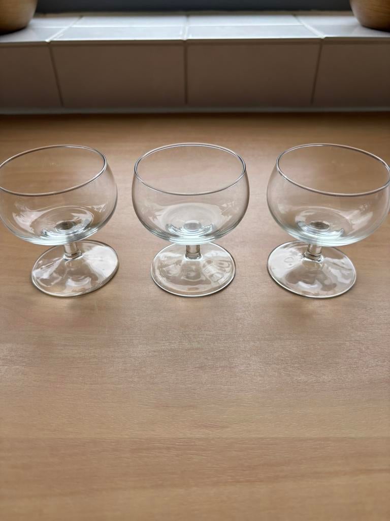 3 kleine glaasjes voor bijvoorbeeld advocaat, Verzamelen, Glas en Borrelglaasjes, Ophalen, Nieuw, Overige typen