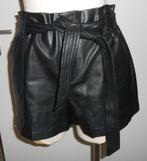 Zara imitatieleren short zwart mt M, Kleding | Dames, Maat 38/40 (M), Kort, Ophalen of Verzenden, Zo goed als nieuw