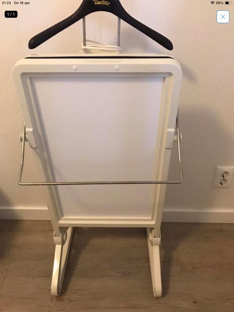 Broekpers met kledinghanger/dressboy, Ophalen, Zo goed als nieuw, Wit