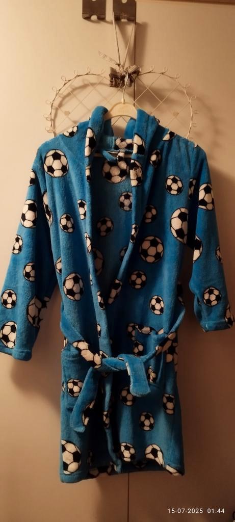 Ochtendjas met capuchon, blauw met groot voetbal motief, Kinderen en Baby's, Kinderkleding | Maat 146, Zo goed als nieuw, Jongen of Meisje