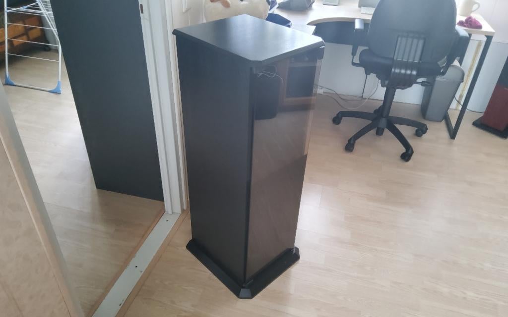 Stereo kast, Huis en Inrichting, Kasten | Televisiemeubels, Ophalen, Zo goed als nieuw, 25 tot 50 cm