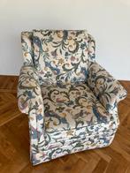 Comfortabele fauteuil met bloemen- en vogelprint, Gebruikt, 75 tot 100 cm, Ophalen of Verzenden, 75 tot 100 cm