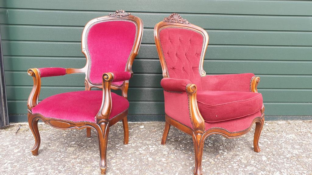 Lodewijk fauteuils, Ophalen