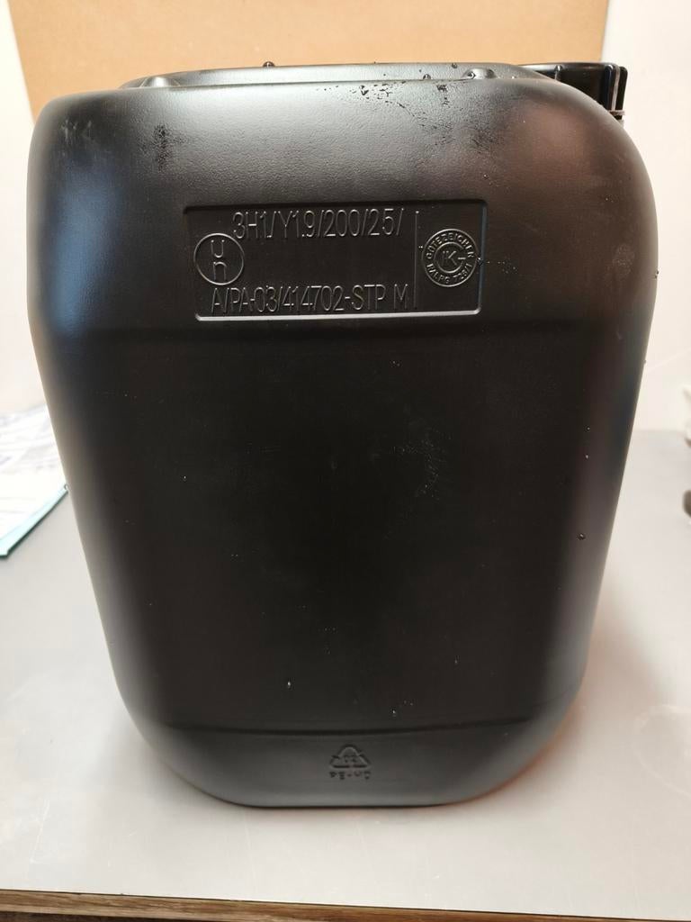 Jerrycans 20 liter, Witgoed en Apparatuur, Broodbakmachines, Zo goed als nieuw, Ophalen