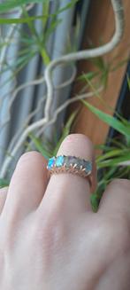 Vergulde ring met labradoriet, maat 17., Nieuw, Ophalen of Verzenden, 17 tot 18, Dame