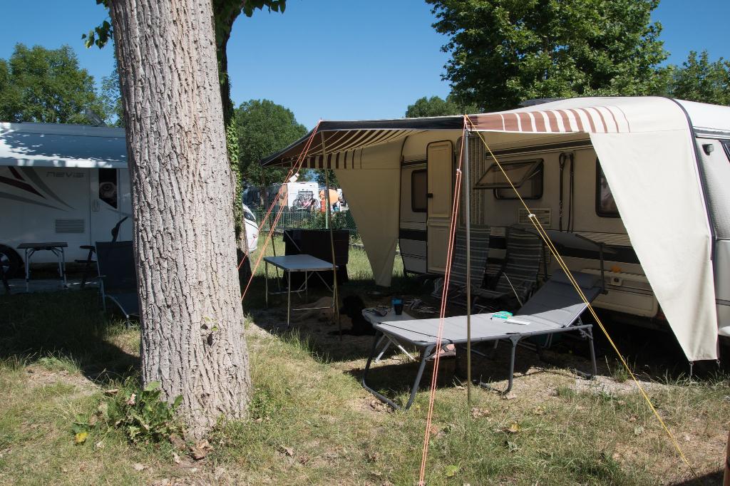 Hobby 460 Classic met mover, Caravans en Kamperen, Rondzit, Hobby, Omvormbare zithoek, 750 - 1000 kg