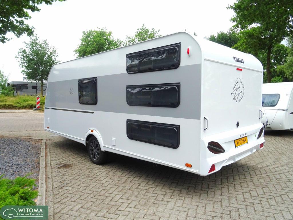 Knaus Sport 580 QS 50 jaar Witoma voordeel!, Caravans en Kamperen, Caravans, Schokbreker, Bedrijf, Meer dan 6, 6 tot 7 meter