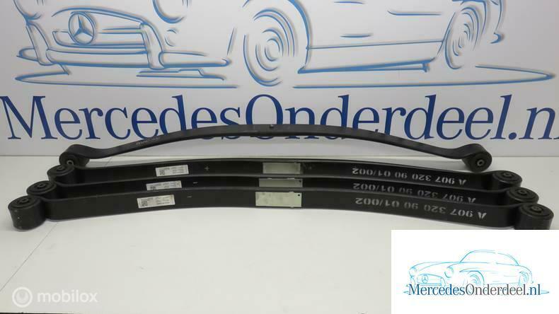 W907 W910 Sprinter Bladveer achter A9073209001 A9103204800, Auto-onderdelen, Ophalen, Nieuw