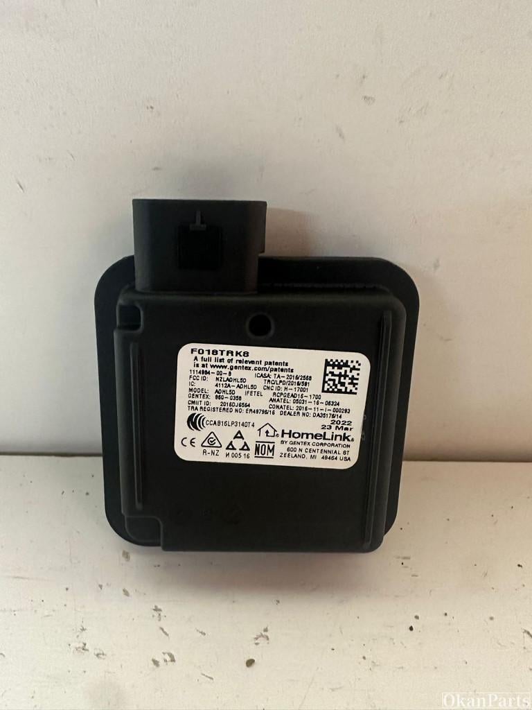 Tesla Model 3 Model Y Homelink Garage Opener 1114984-00-B, Ophalen of Verzenden, Gebruikt