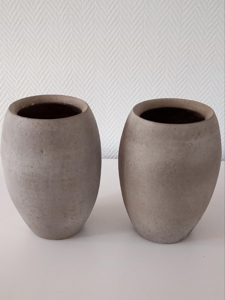 2 Taupekleurige Terracotta Bloempotten, Ophalen, Gebruikt, Rond, Binnen