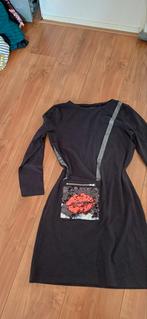 Leuke zwarte jurk met pailletten en zakje, maat 158/164, Meisje, Ophalen of Verzenden, Zo goed als nieuw, Jurk of Rok