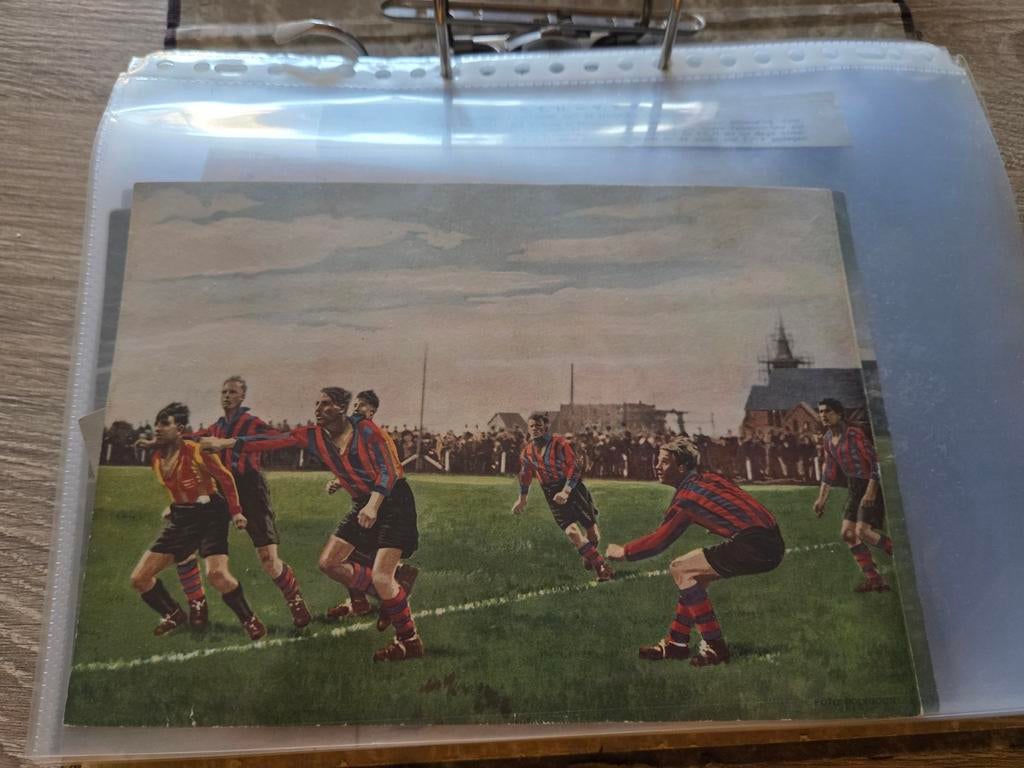 Map vol met miss Blanche Virginia platen en tekststroken, Verzamelen, Sportartikelen en Voetbal, Ophalen of Verzenden, Gebruikt