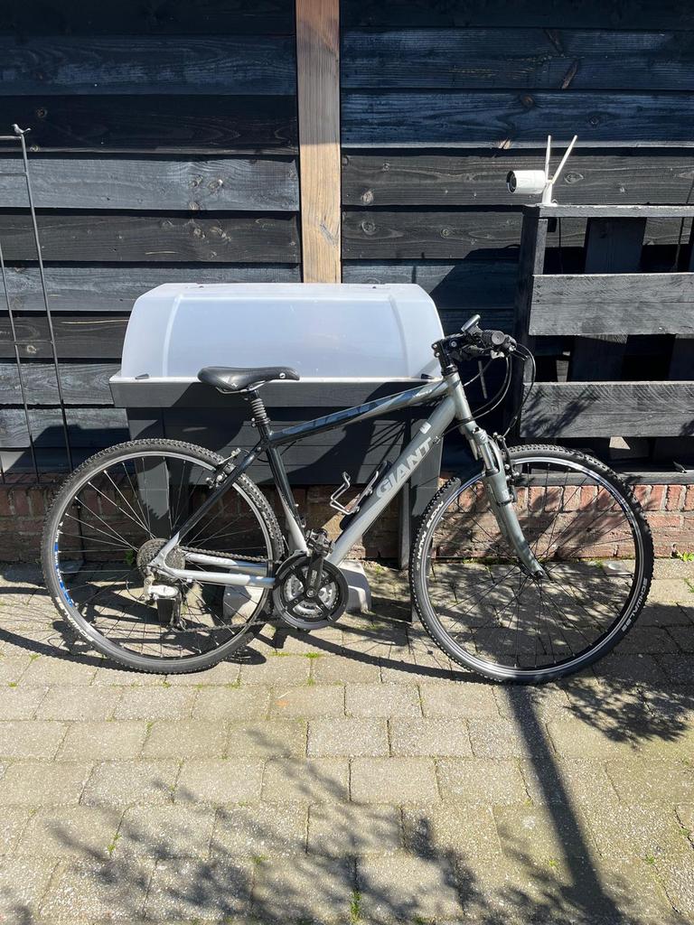 Giant X-sport 3, Fietsen en Brommers, Ophalen