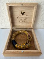 Pig & Hen Armband - Gevlochten Touw Geel/Bruin maat S/M, Sieraden, Tassen en Uiterlijk, Armbanden, Ophalen of Verzenden, Zo goed als nieuw