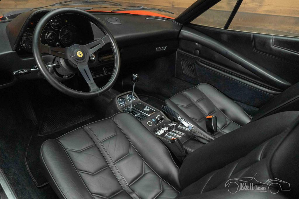 Ferrari 308 GTSi | 34.637 Km | Europese auto | Airco | 1981, Auto's, Achterwielaandrijving, Cabriolet, Leder, Bedrijf