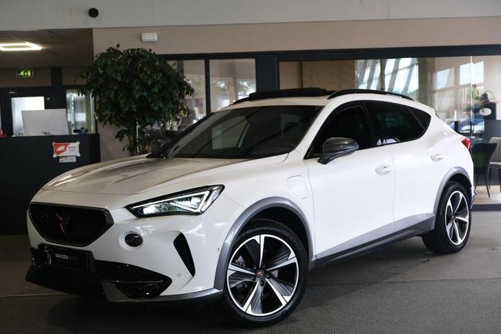 CUPRA Formentor 1.4 e-Hybrid 204PK Pano Volleder Cam ACC Led, Auto's, Cupra, Bedrijf, Te koop, Formentor, ABS, Achteruitrijcamera