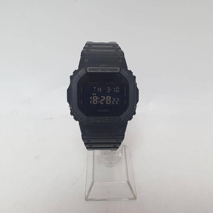 Casio G-Shock DW-5600B Horloge in Zeer Nette Staat, Sieraden, Tassen en Uiterlijk, Horloges | Kinderen, Zo goed als nieuw, Jongen of Meisje