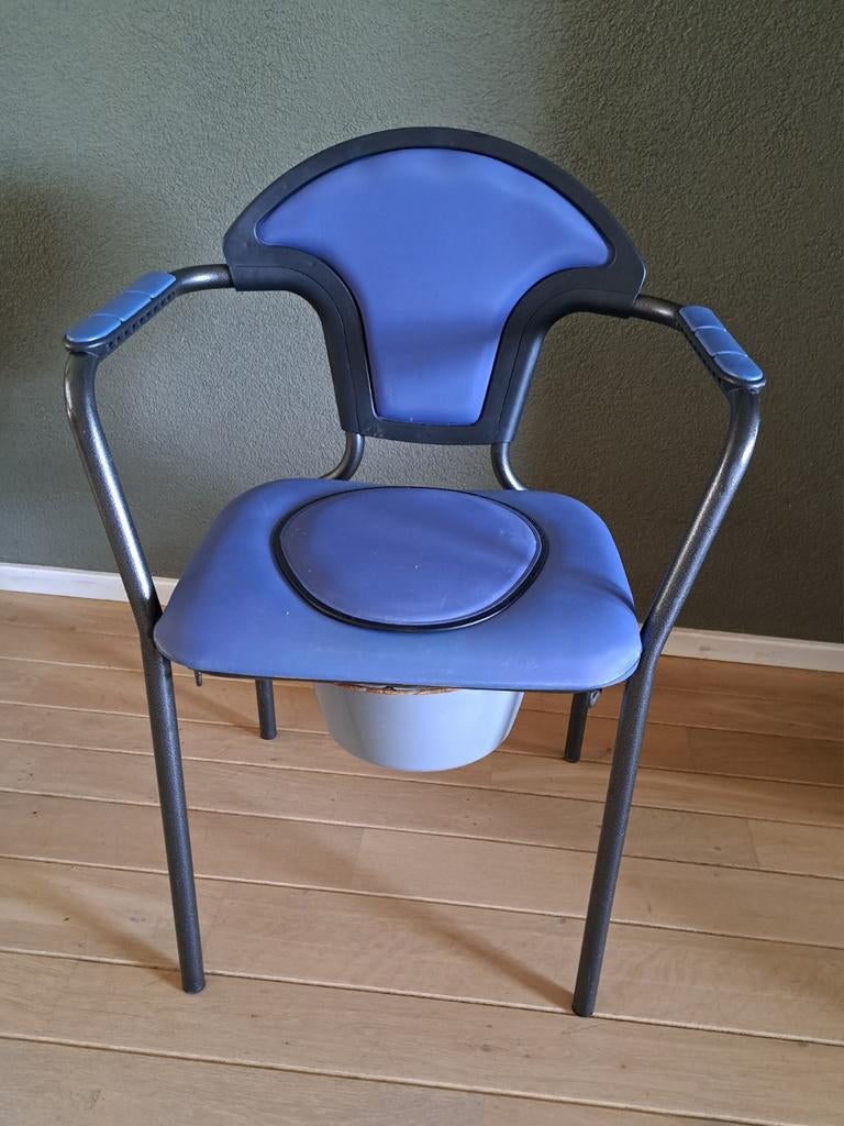 Te koop aangeboden: een postoel in goede staat., Ophalen