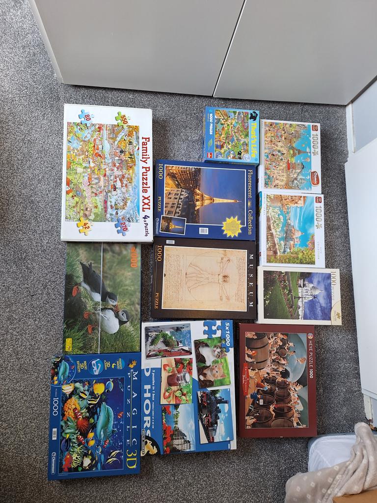 Grote collectie van 1000 stukjes puzzels, Ophalen, 500 t/m 1500 stukjes, Gebruikt, Legpuzzel