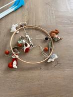 Zelf gemaakte baby mobiel met bosdieren en Houten Arm, Ophalen, Zo goed als nieuw