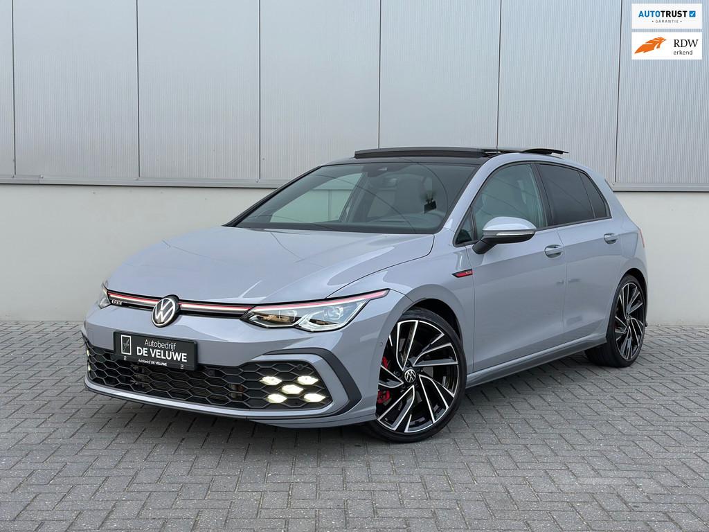 Volkswagen Golf 2.0 TSI GTI HUD IQ-Light 19" Pano, Auto's, Volkswagen, Stof, Gebruikt, Zwart, 4 cilinders