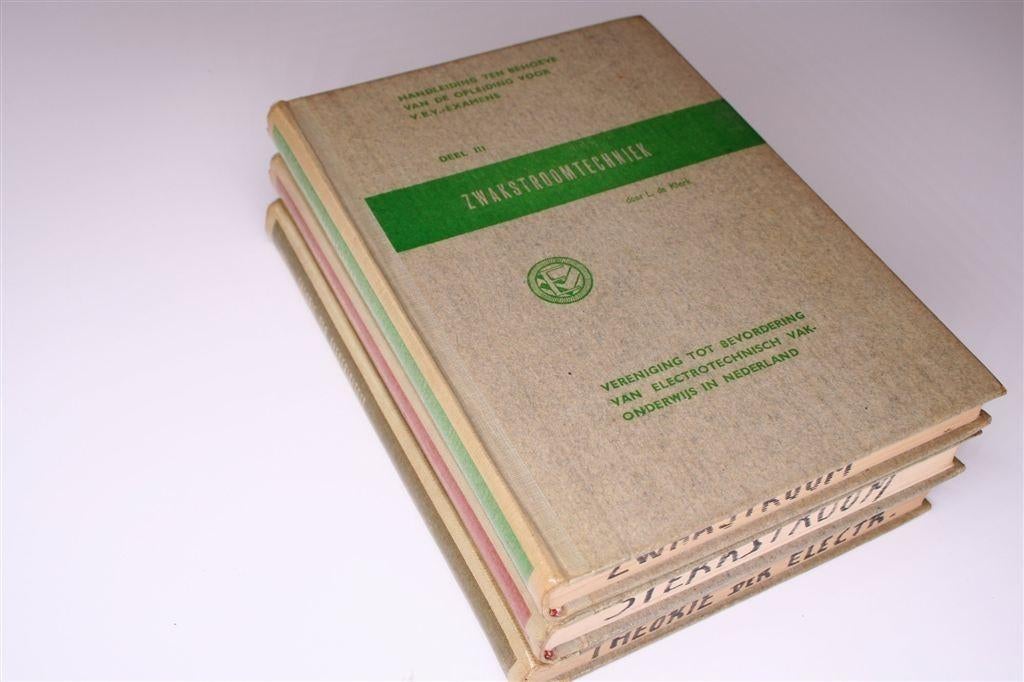 V.E.V. Elektrotechniek [3-delige set] — Theorie, Stroom, Boeken, Ophalen of Verzenden, Gelezen, Bouwkunde