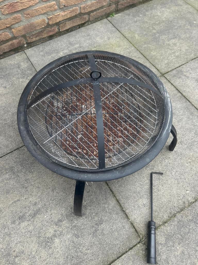 Mooie vuurschaal met vonkenvanger, Ophalen, Gebruikt, Vuurkorf