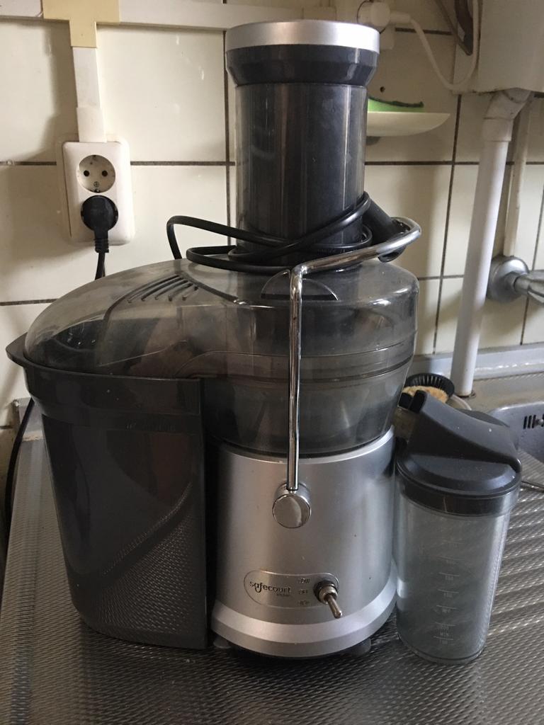Juicer groente & fruit zgan. Krachtige motor €35,-, Ophalen, Zo goed als nieuw