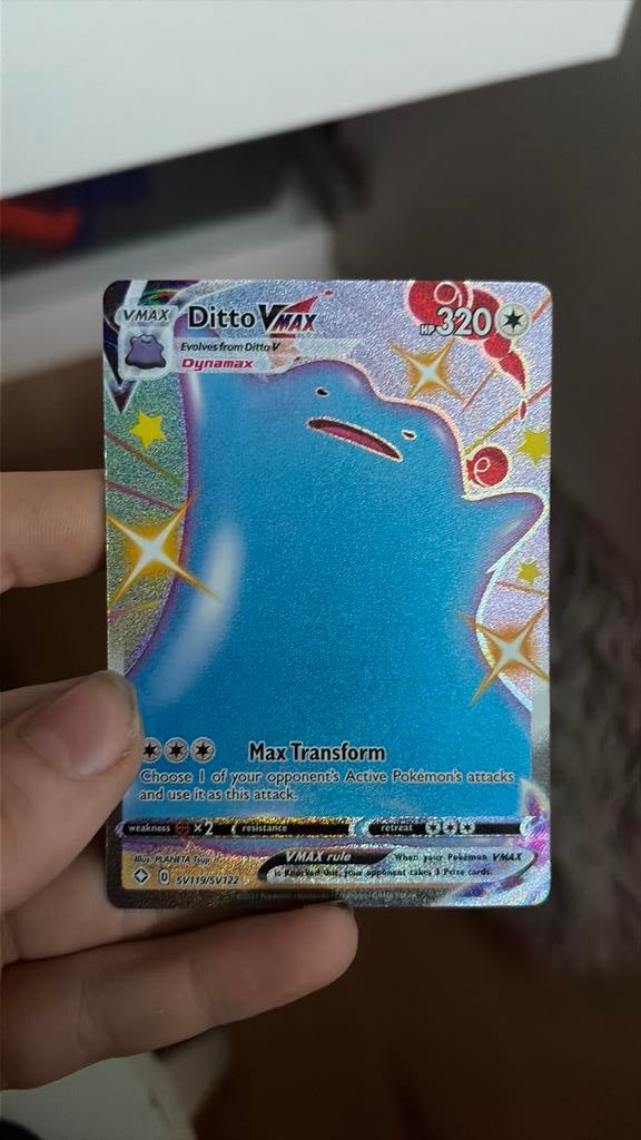 Pokemon ditto vmax, Hobby en Vrije tijd, Verzamelkaartspellen | Pokémon, Verzenden, Zo goed als nieuw