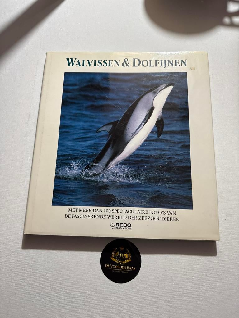 Walvissen & Dolfijnen - Prachtig Natuurboek, Ophalen of Verzenden, Zo goed als nieuw, Natuur algemeen