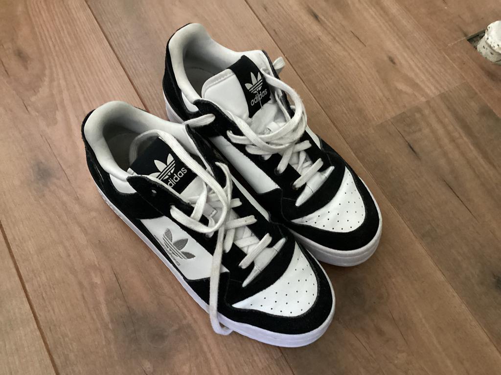 Adidas sneakers, Ophalen, Wit, Sneakers of Gympen, Gedragen