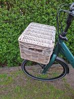 Fietsmand met klep, Ophalen, Zo goed als nieuw