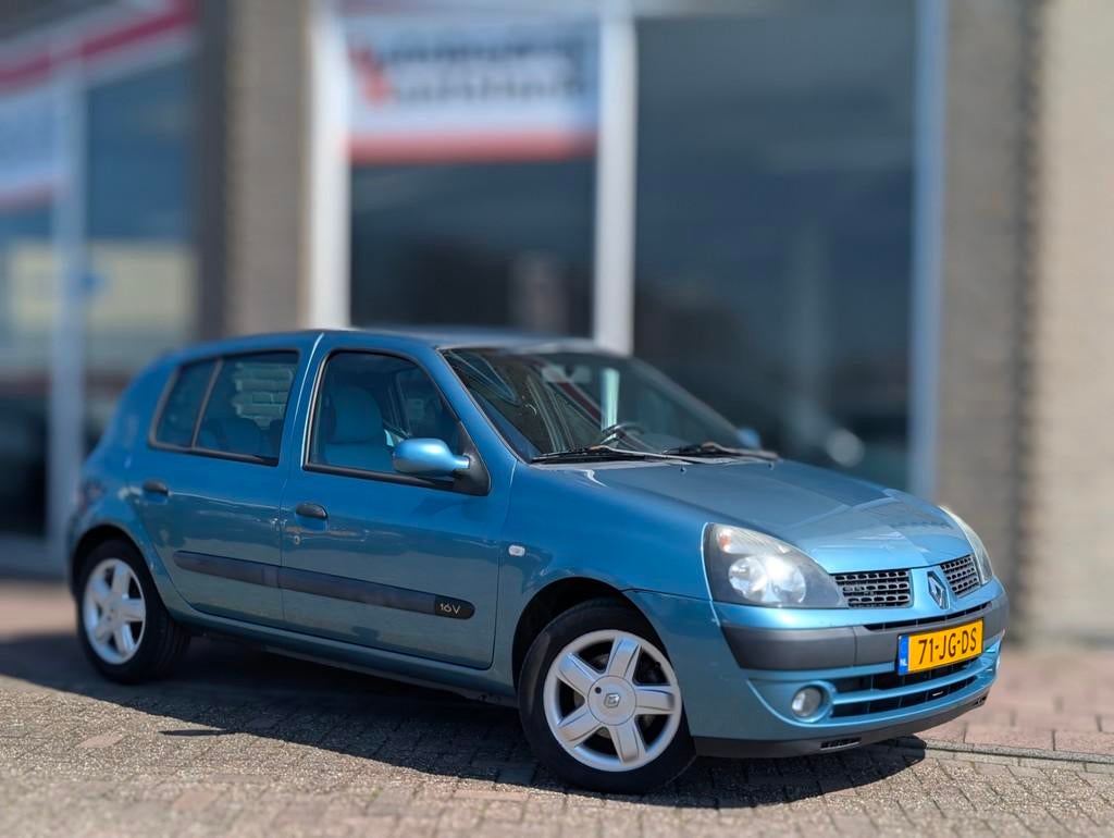 Renault Clio 1.2-16V Dynamique - apk t/m 3-4-27, Voorwielaandrijving, Stof, Gebruikt, 31 €/maand
