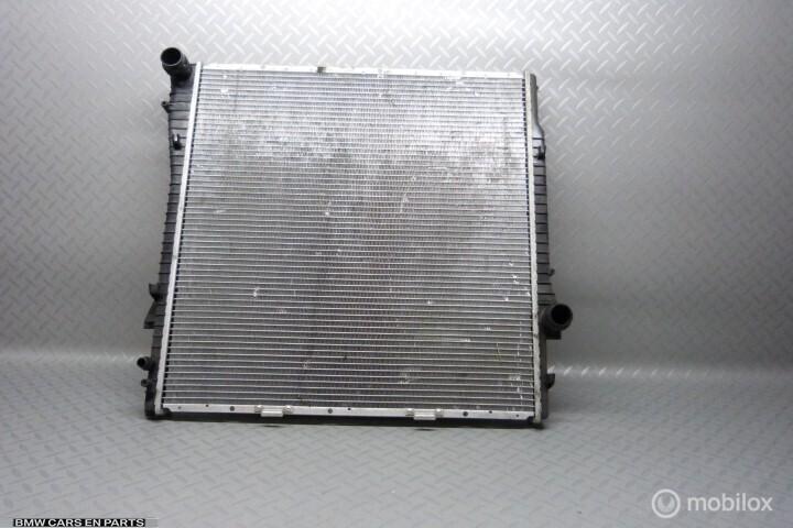 Radiateur BMW X5 E53 ('00-'06) 3.0i 3.0d 4.4, Gebruikt, Ophalen of Verzenden, BMW, BMW