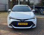 Toyota Corolla Touring Sports Hybrid 140 Business Plus, 450 kg, Gebruikt, 4 cilinders, Wit
