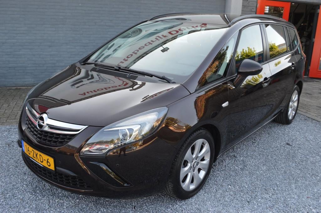 Opel Zafira Tourer 1.4 Business+ 7p. Airco Navi PDC Nwe Mode, Auto's, Opel, Euro 5, Stof, Gebruikt, 4 cilinders